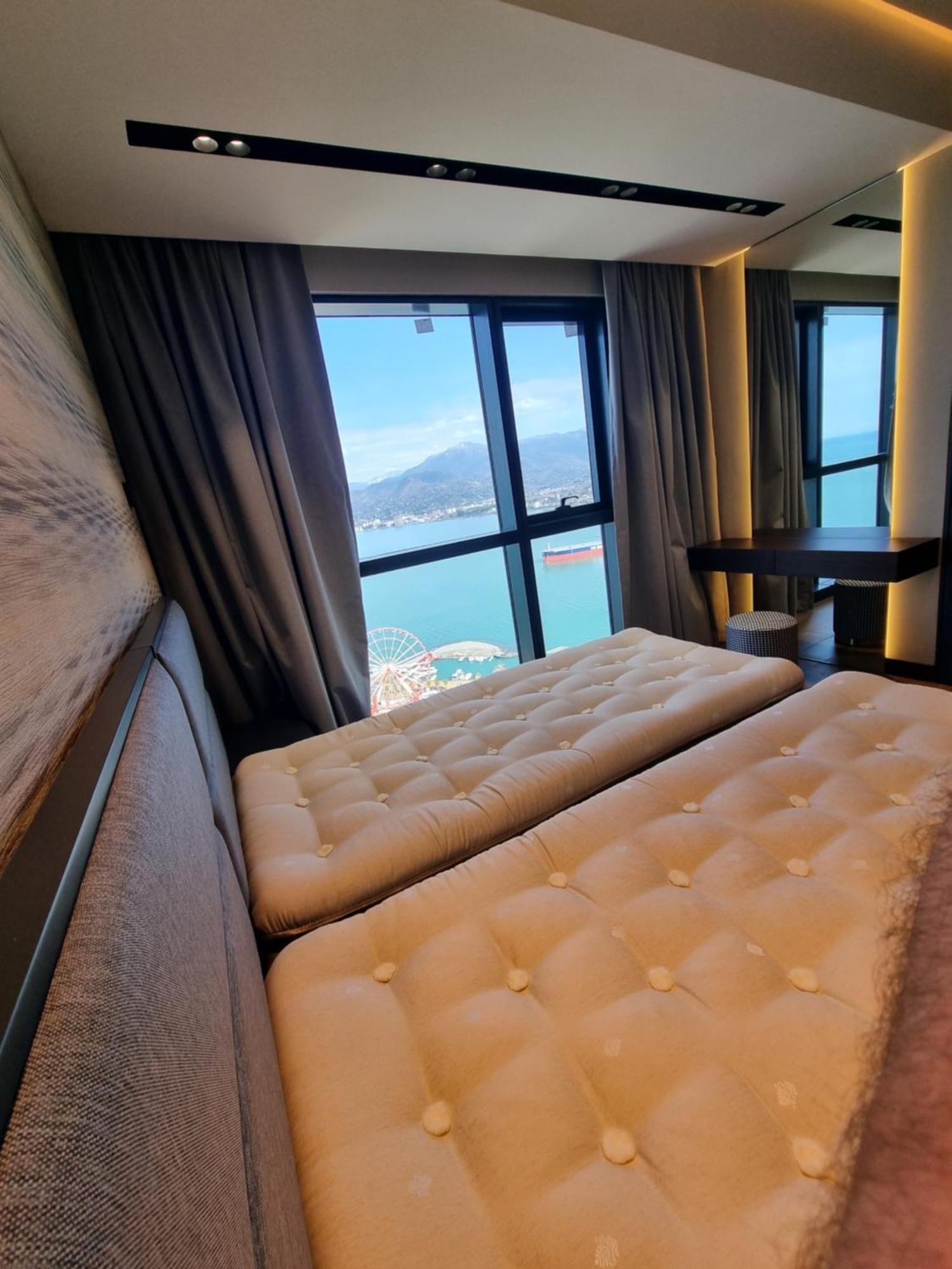 Premium Apartment In Porta Batumi Tower Exteriér fotografie